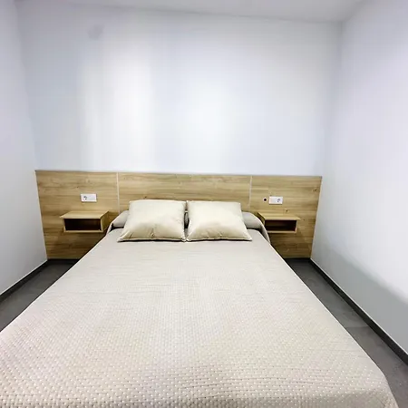 Holiday home Ref P1. 2 Con Piscina Privada.