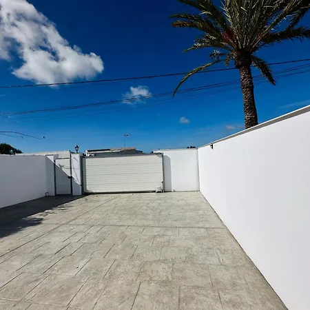 Ref P1. 2 Con Piscina Privada. Holiday home *