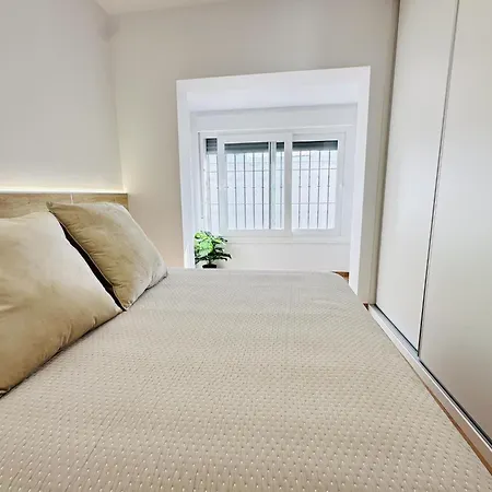 Holiday home Ref P1. 2 Con Piscina Privada. *