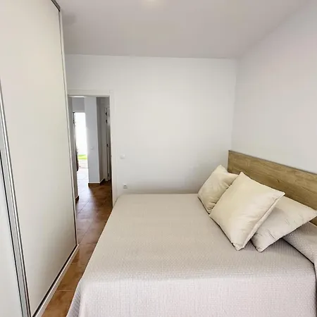 Ref P1. 2 Con Piscina Privada. *