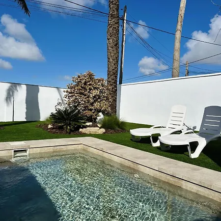 Ref P1. 2 Con Piscina Privada. Chiclana de la Frontera